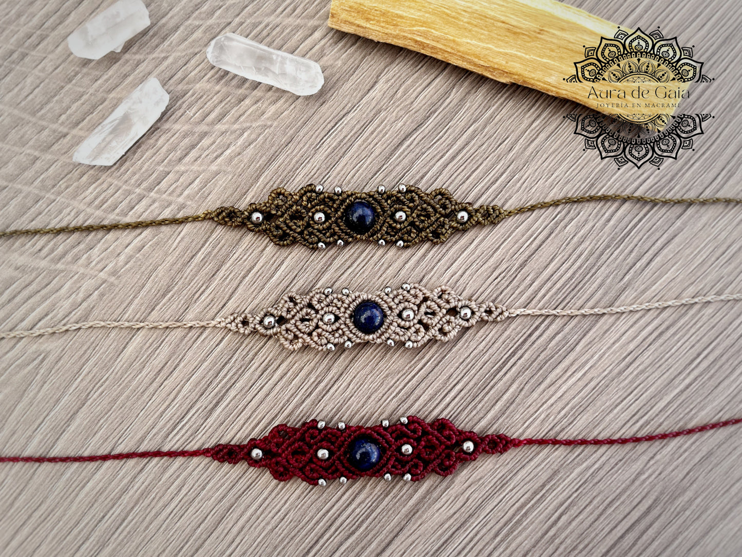 Pulsera Boho Hippie con Lapislázuli y Acero Inoxidable en Macrame - Boho Hippie Bracelet with Lapis Lazuli and Stainless Steel Beads by Macrame